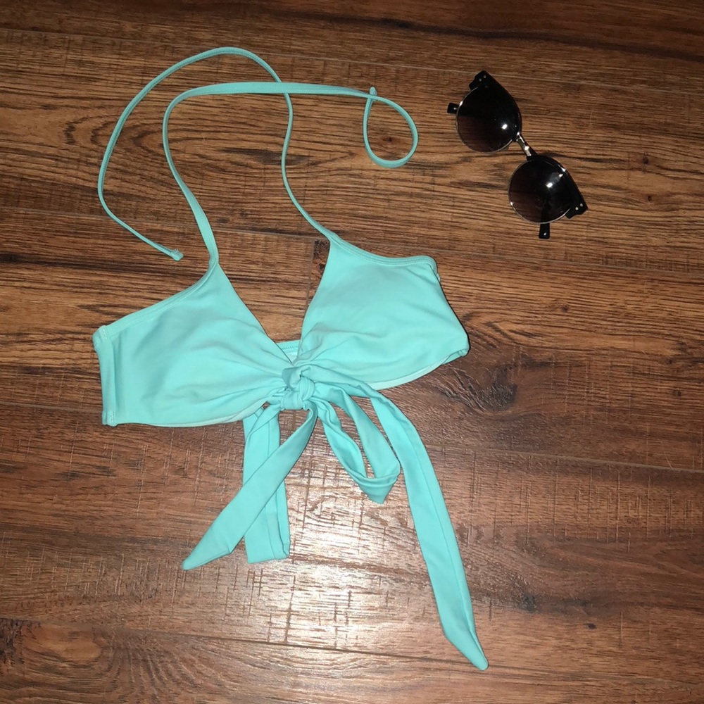 American Eagle swim top